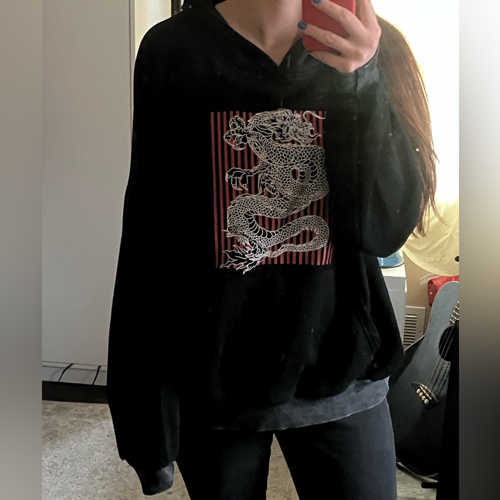 Adika Dragon Baggy Sweatshirt